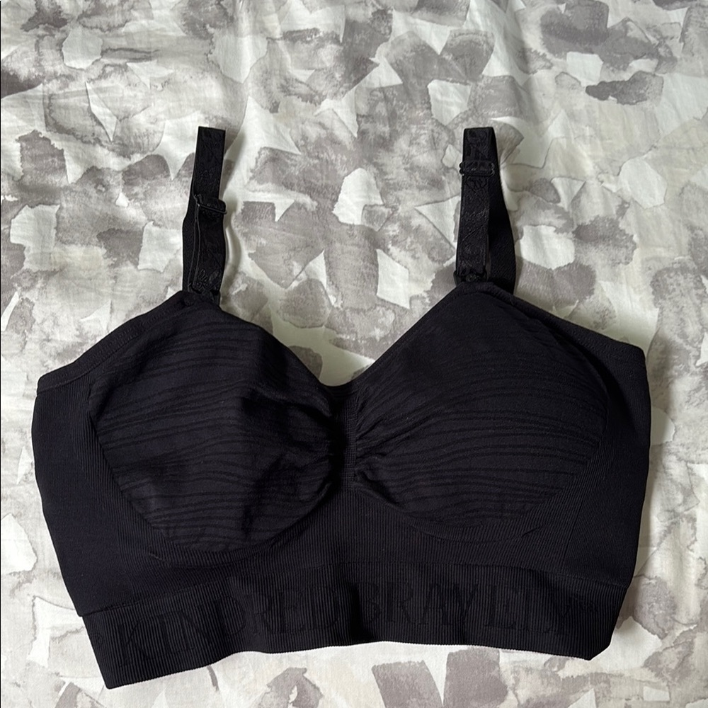 Kindred Bravely Sublime® Hands-Free Pumping & Nursing Bra - NWOT